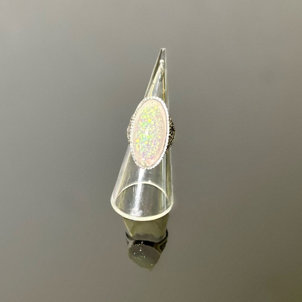 ✨ Iridescent Opal Sparkle Ring – Oval Statement Glow ✨